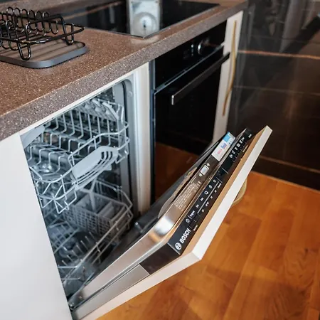 Memories By Vermes - View 아파트 *